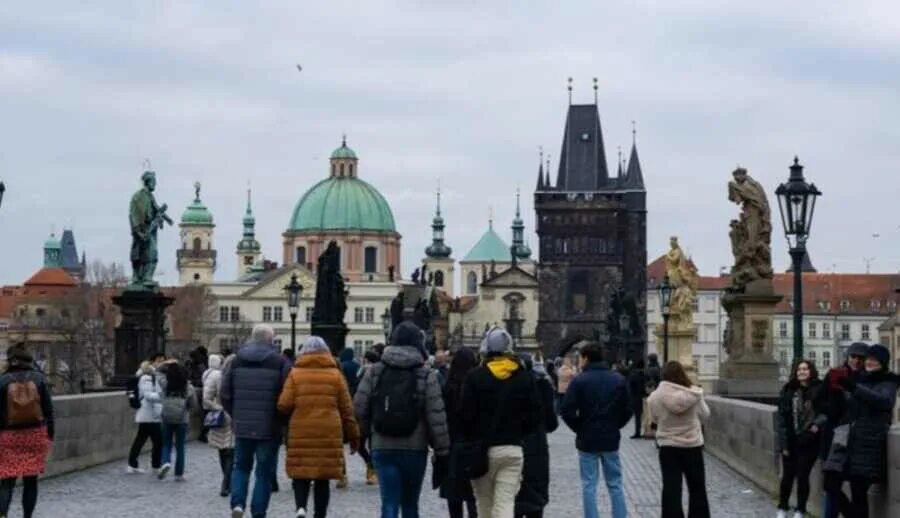 Москва чехия. Новости праги 420. Новости праги 420. Новости праги 420. Антиправительственный митинг в праге.