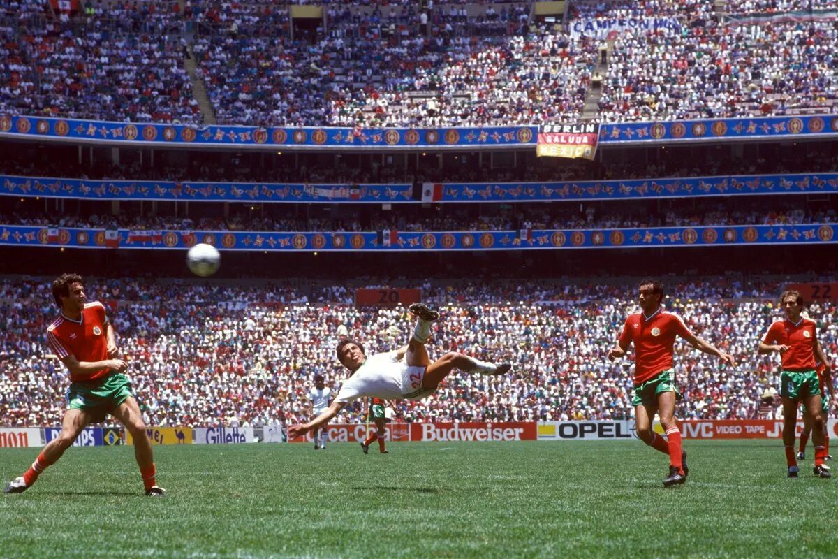 1 world cup. World Cup 1986 Мануэль Негрете. Финал Мехико 1986. Финал ЧМ 1978. Mexico 1986 World Cup.