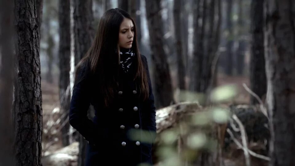 Деймон сальваторе 2022. Rebekah mikaelson screencaps. Дневники вампира 3 18. Блинчики деймона сальваторе. Дневники вампира ребекка и деймон.