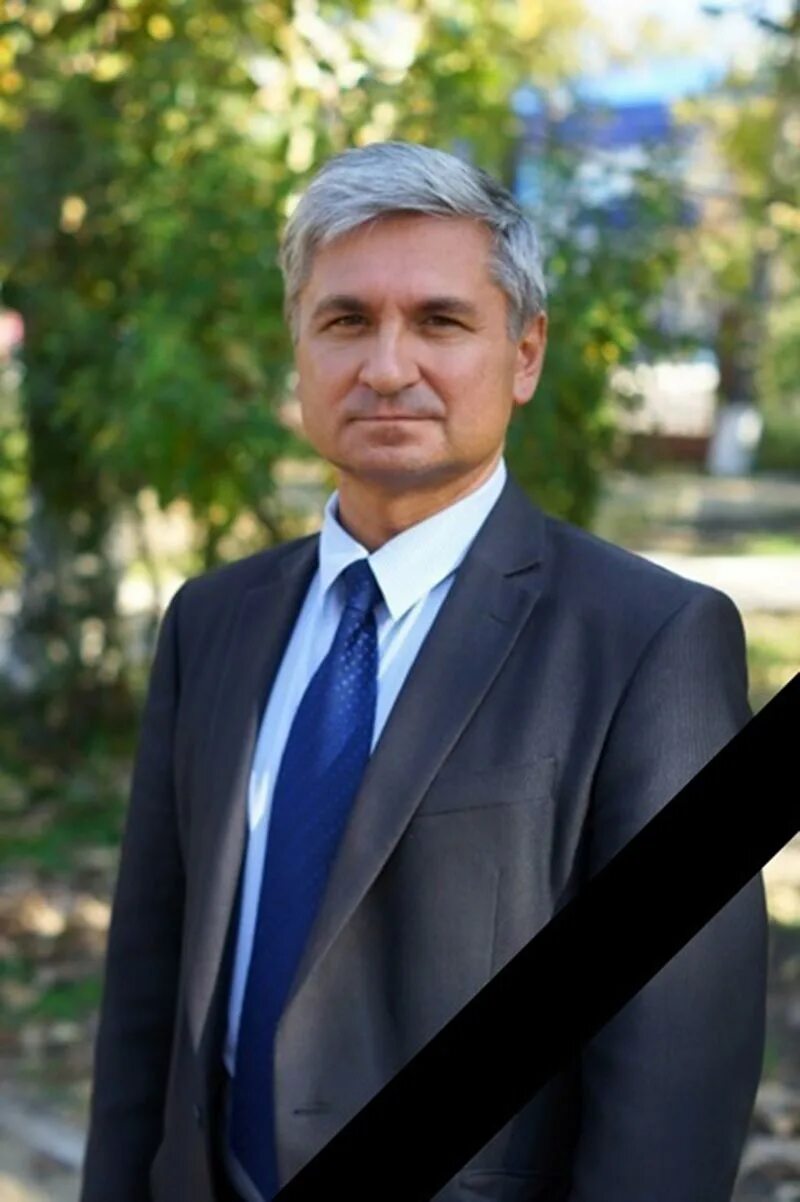 трубников тюменнефтегаз. мэр коновалов андрей николаевич. трубников владимир александрович. кобзев иркутск губернатор. мэр зимы.