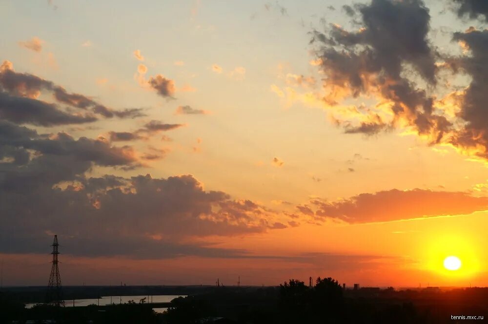 восход солнца в великом новгороде. восход над востоком россии. восход солнца волгоград. архангельск солнце рассвет. столица закатов набережная федоровского нижний новгород.