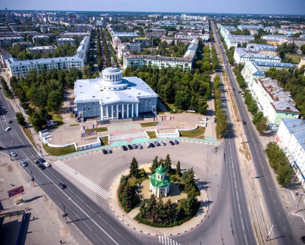 Г дзержинск. Город Дзержинск Нижегородская. Площадь Дзержинского Дзержинск. Город Дзержинск площадь Дзержинского. Дзержинск центр города.