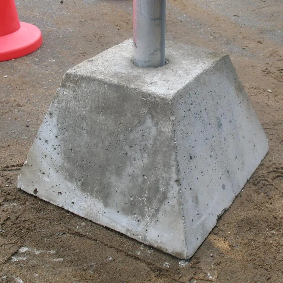 Бетонные опоры для столбов – Telegraph