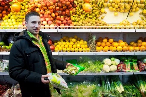 Покупатели овощей