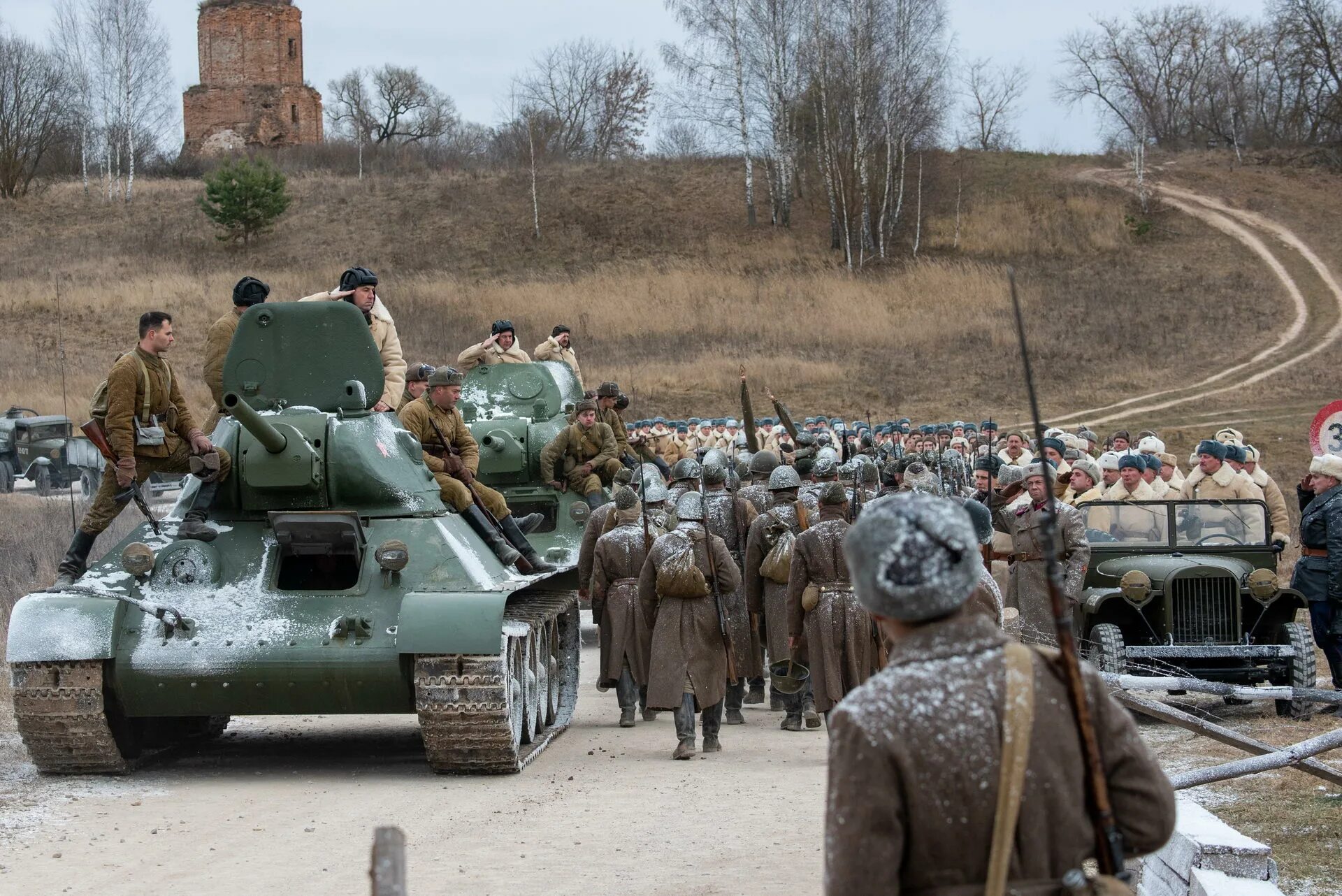 Подольские курсанты 1941. Подольские курсанты в битве за москву. Деревня шубинка подольские курсанты. Подольские курсанты фильм 2020. Памятник подольским курсантам.