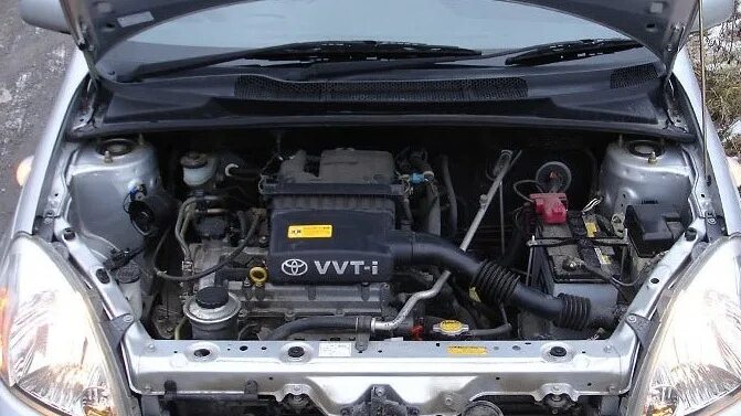 Двигатель тойота витц 1.3. Двигатель Витц 1.3. Тойота Витц 1.0. Двигатель Тойота Витц. Тойота Витц двигатель 1.