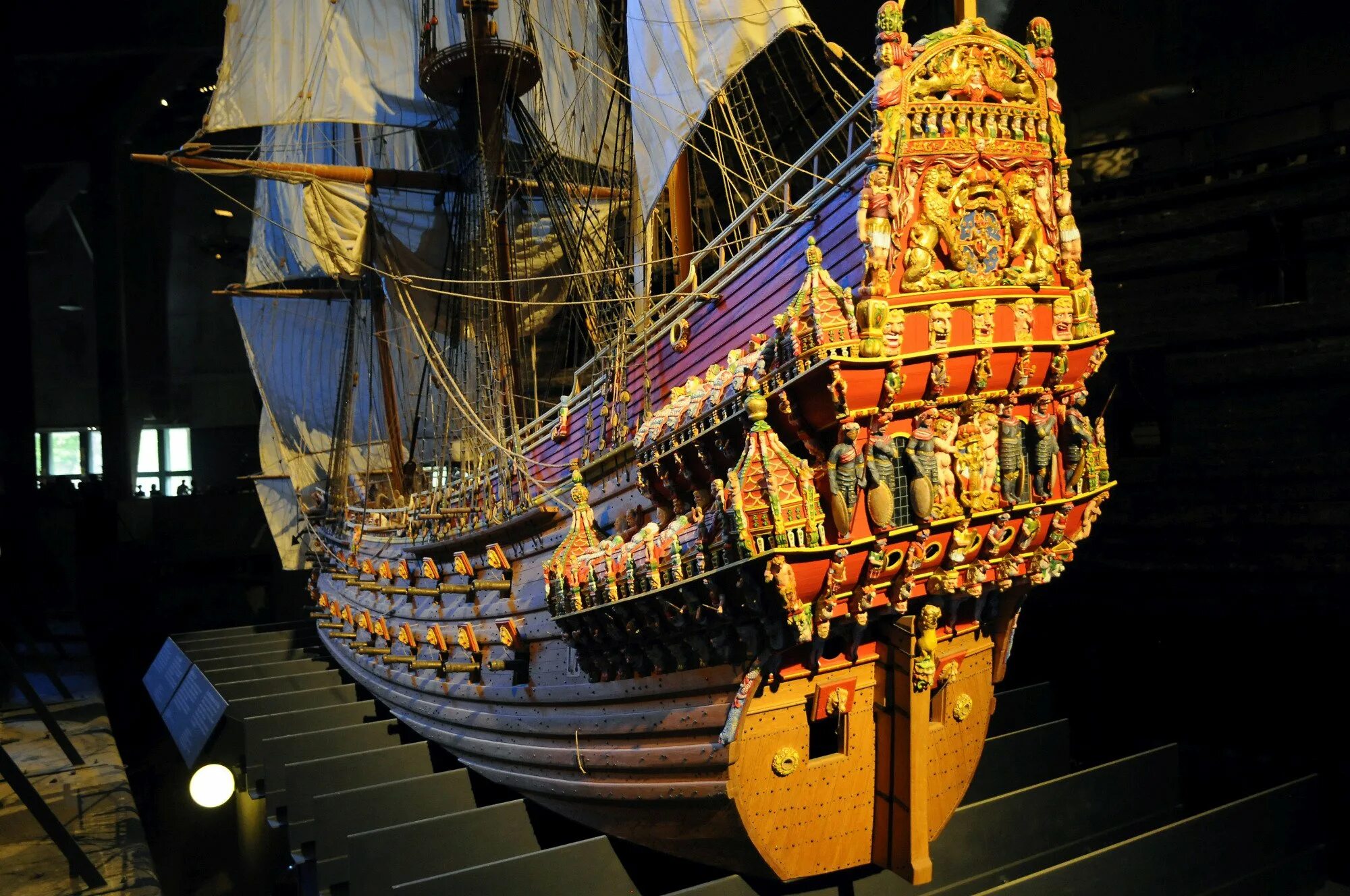 Царские корабли. Vasa шведский Галеон. Шведский корабль vasa. Корабль Васа в Стокгольме. Музей корабля Васа.