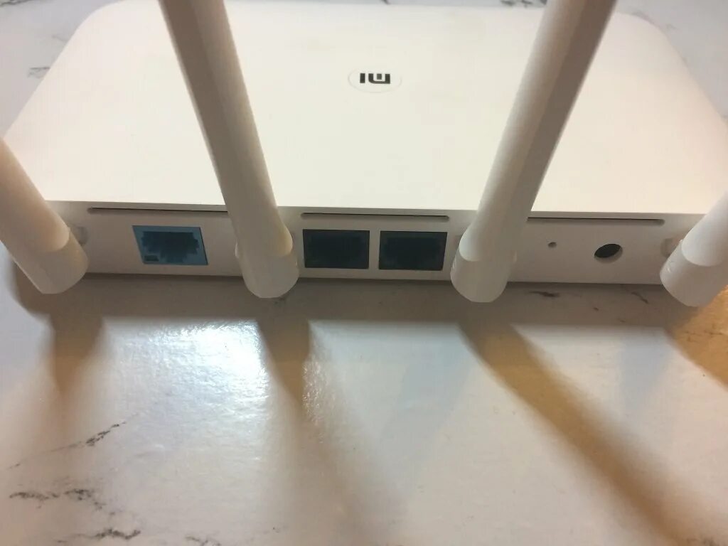 Роутер Xiaomi mi WIFI 4. Роутер Xiaomi mi Router 4a. Xiaomi 4c роутер Порты. Mi Router 4a Порты.
