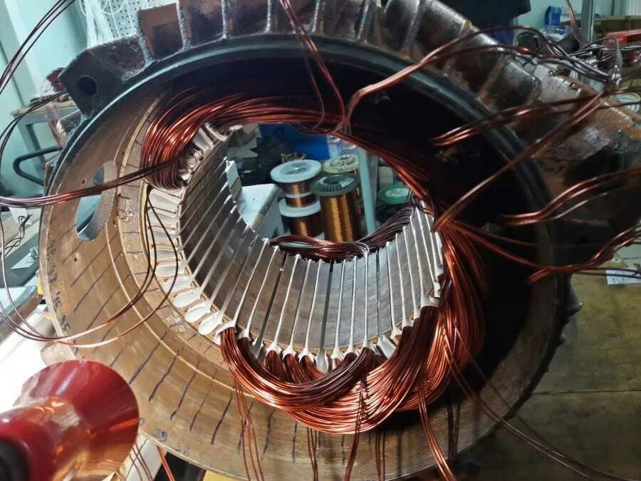 Обмотка электродвигателя. Катушка статора электродвигателя сдм 215 6000в. 667. Статор электродвигателя jet 110. Межвитковое замыкание обмоток.