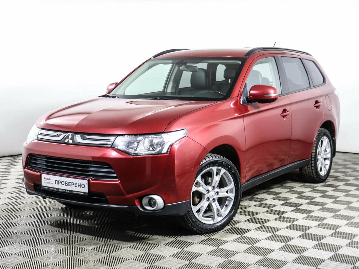 Mitsubishi Outlander 2013. Mitsubishi Outlander 2013 красный. Mitsubishi Outlander 2.0 CVT. Митсубиши Аутлендер 2013.