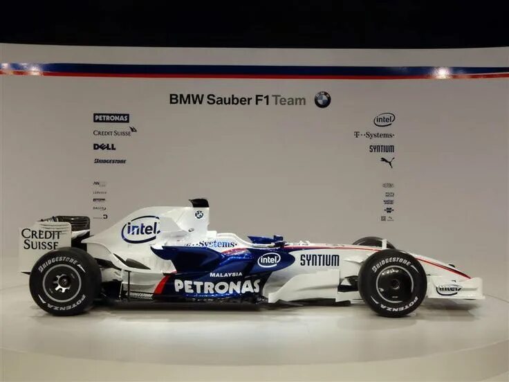 Bmw sauber f1. 09. Bmw f1 team. Бмв sauber f1. 08.