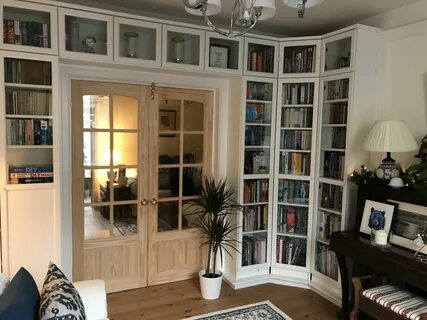 Книжные шкафы в интерьере