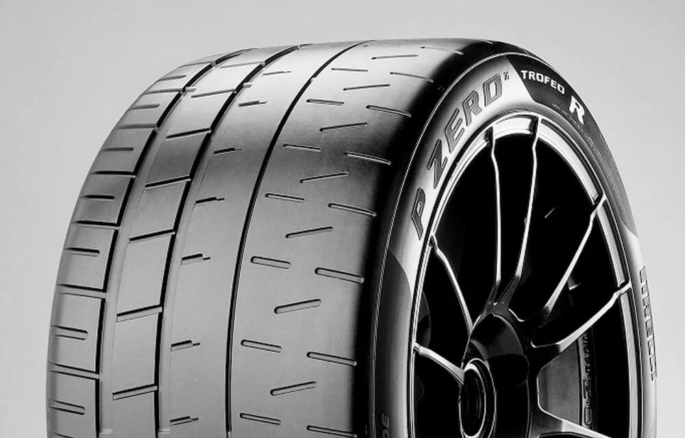 Pirelli PZERO 325/35 r22 110y. Pirelli p Zero 235/35 r19 87y. 275/35r19 100y Pirelli p Zero. Автомобильная шина Pirelli p Zero Trofeo Race 225/35 r19 88y летняя.