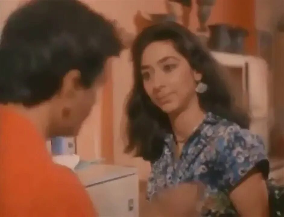 За стеклом 1987. Чертик под лобовым стеклом (1987).