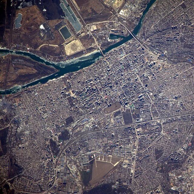 карта кяхта со спутника. волгоград с борта мкс. краснодар снимок со спутника. снимки ростова на дону из космоса. ростов на дону со спутника.