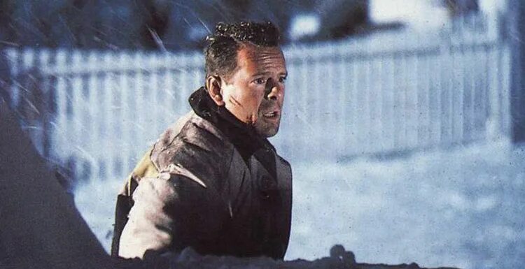 брюс уиллис крепкий орешек 2. уильям сэдлер крепкий орешек 2. брюс уиллис 1990. крепкий орешек 2 фильм 1990. крепкий орешек 2 (1990) обложка.