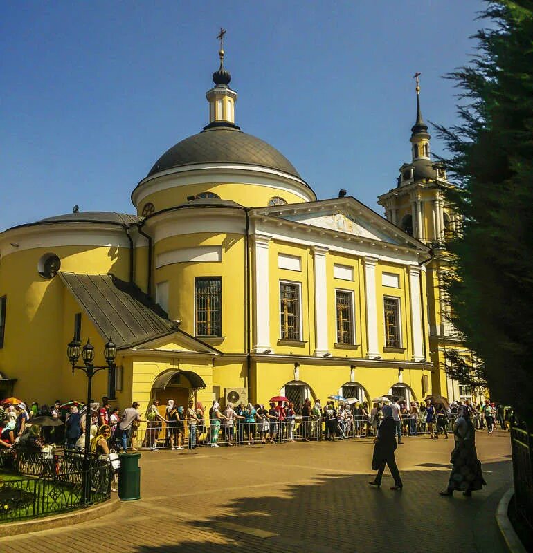 Матрона Московская Покровский монастырь. Покровский монастырь храм Матроны. Москва храм Матроны Московской Покровского монастыря. Покровский монастырь на Таганке. Сайт покровского женского монастыря в москве