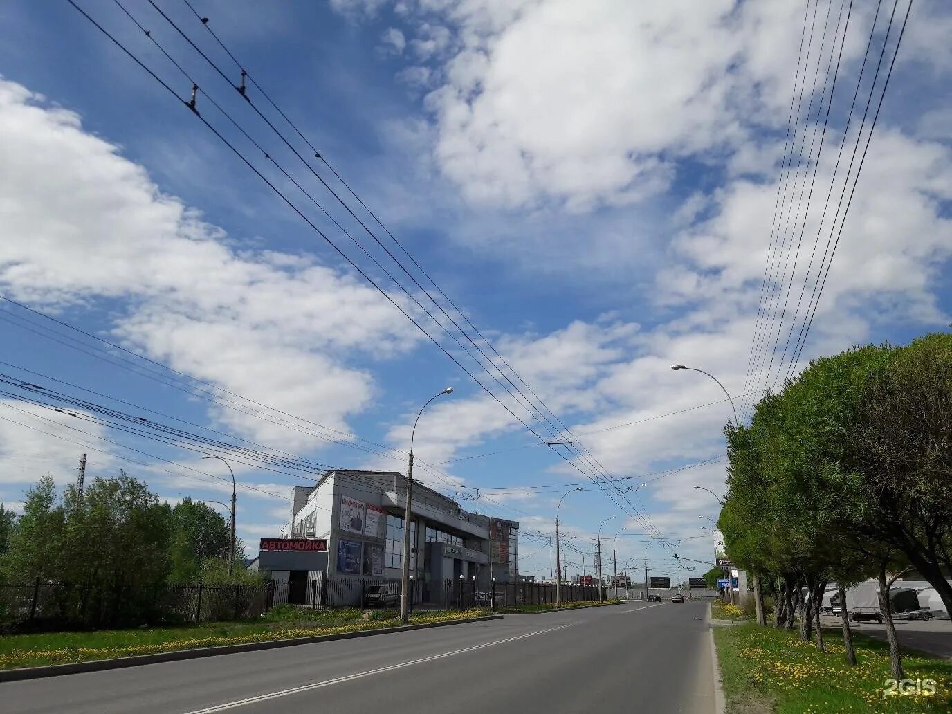 Паровозов ленинградская 97б. Ленинградская 97б Вологда. Улица Ленинградская, 97 б, Вологда. Вологда Ленинградская улица 97б премьера. Вологда Ленинградская улица 97б Castrol.