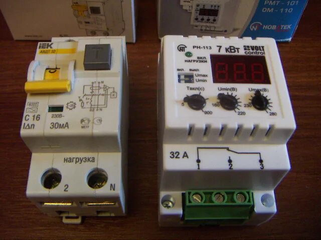 Реле контроля напряжения новатек. Реле максимального тока рмт-101 до 100а. Новатек рн-113,. Однофазное реле напряжения 32а рн-113 7квт. Однофазное реле напряжения 32а рн-113 новатек-электро.