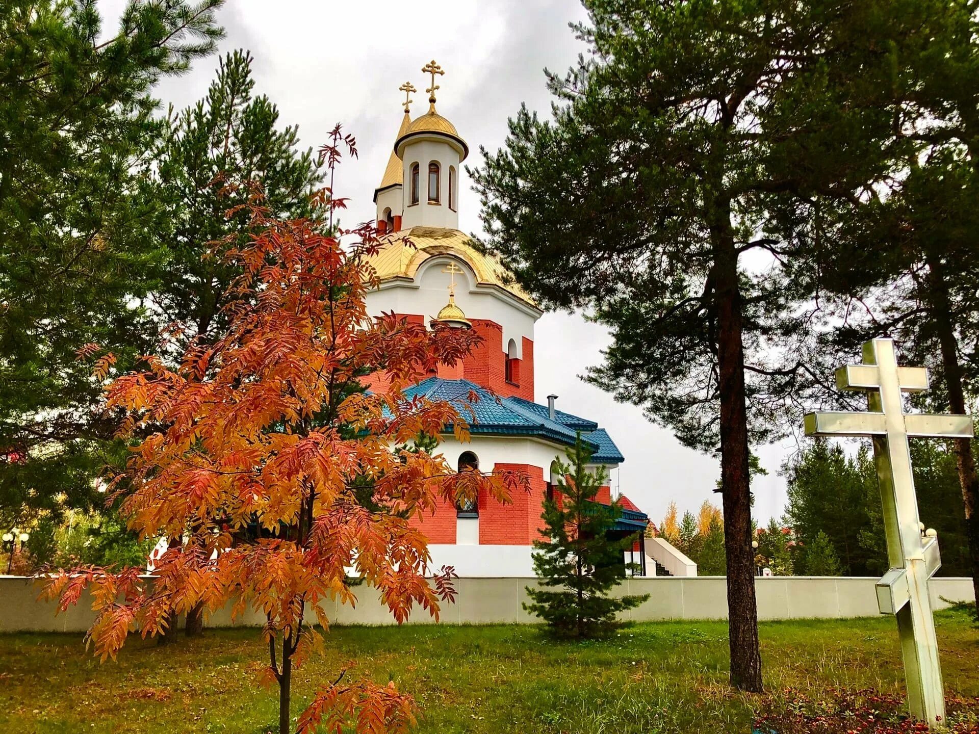 Покрова пресвятой богородицы красносельская. Храм покрова пресвятой богородицы в перхушково. храм в честь покрова божией матери - покачи. храм покрова пресвятой богородицы копейск. храм покрова пресвятой богородицы в приозерске.