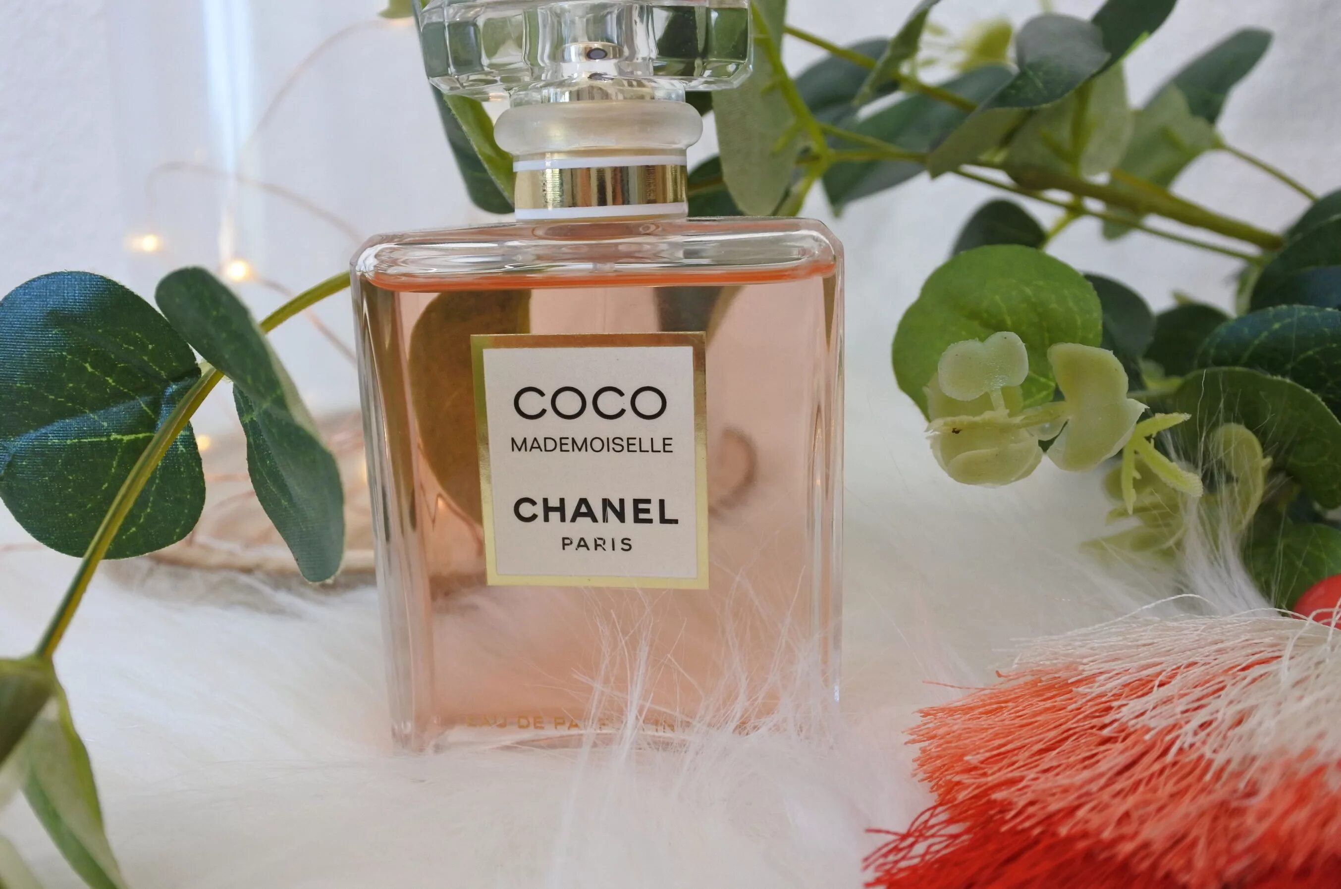 Коко мадмуазель Шанель аромат духов. Chanel Coco Mademoiselle пирамида аромата. Запах Коко Шанель мадмуазель. Духи Коко Шанель мадмуазель описание. Духи coco chanel mademoiselle