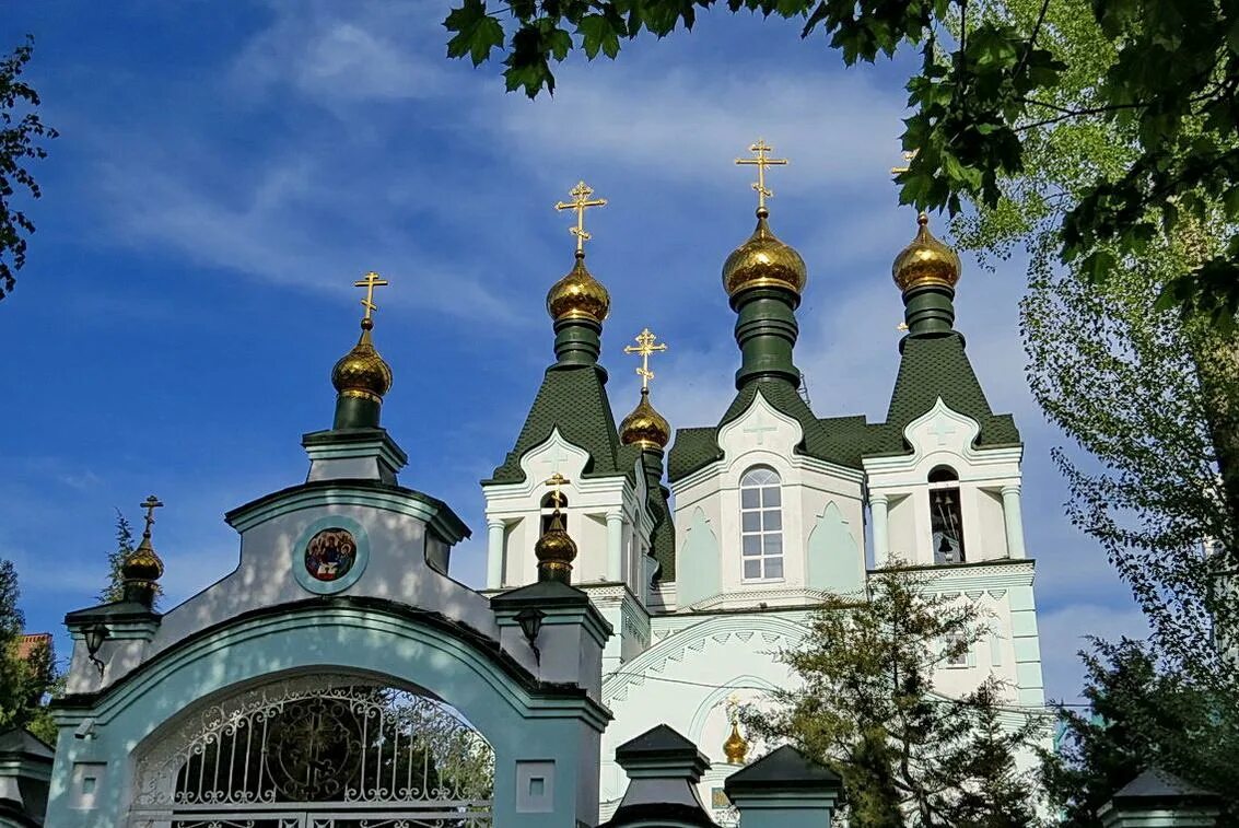 Отрицающий церковь. Свято-троицкий храм ростова-на-дону. церковь троицы живоначальной в ростове-на-дону. троицкая церковь ростов на дону. храм троицы живоначальной ростов на дону.