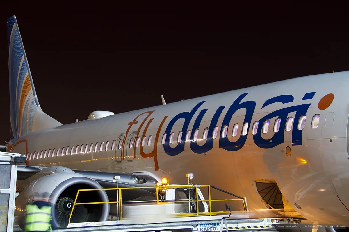 Fly dubai рейс. Боинг 737-800 Флай Дубай. Самолеты авиакомпании Флай Дубай. Флай Дубай FZ 998. Пулково Дубай Флай Дубай.