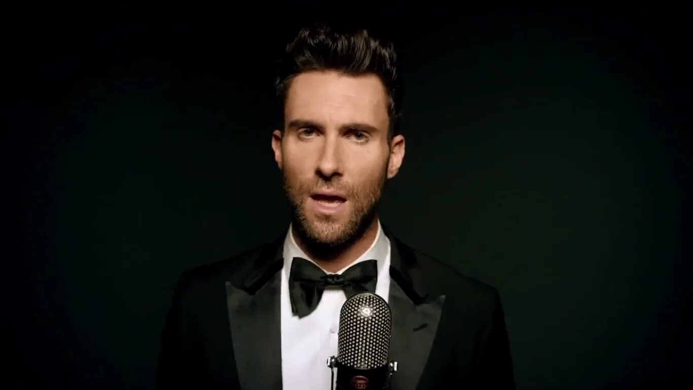 Марон файв. Maroon 5 Adam Levine. Марун 5. Солист Марон Марон 5. Солист марун Файв.