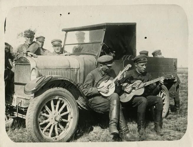 Водителю военного автомобиля. Форд-а в РККА. Форд модель т в РККА. РККА В 20-Е годы. Грузовики РККА 1920е.