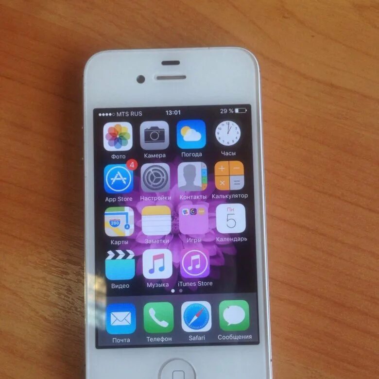 Купить 3s новосибирск. Iphone 4s 32gb. Айфоны с4 по7. Iphone 4 narxi. Айфон за 900 рублей.