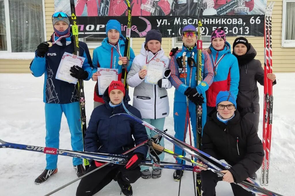 Гонки на лыжах в Омске 29.01.23. Omski лыжи. Лыжная база Омск. Подслушано в любино в контакте