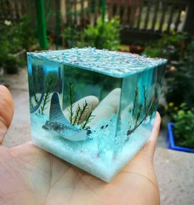 Эпоксидная смола. Эпоксидная смола Ресин арт. Смола эпоксидная Epoxy Resin. Диорамы из эпоксидной смолы океан.