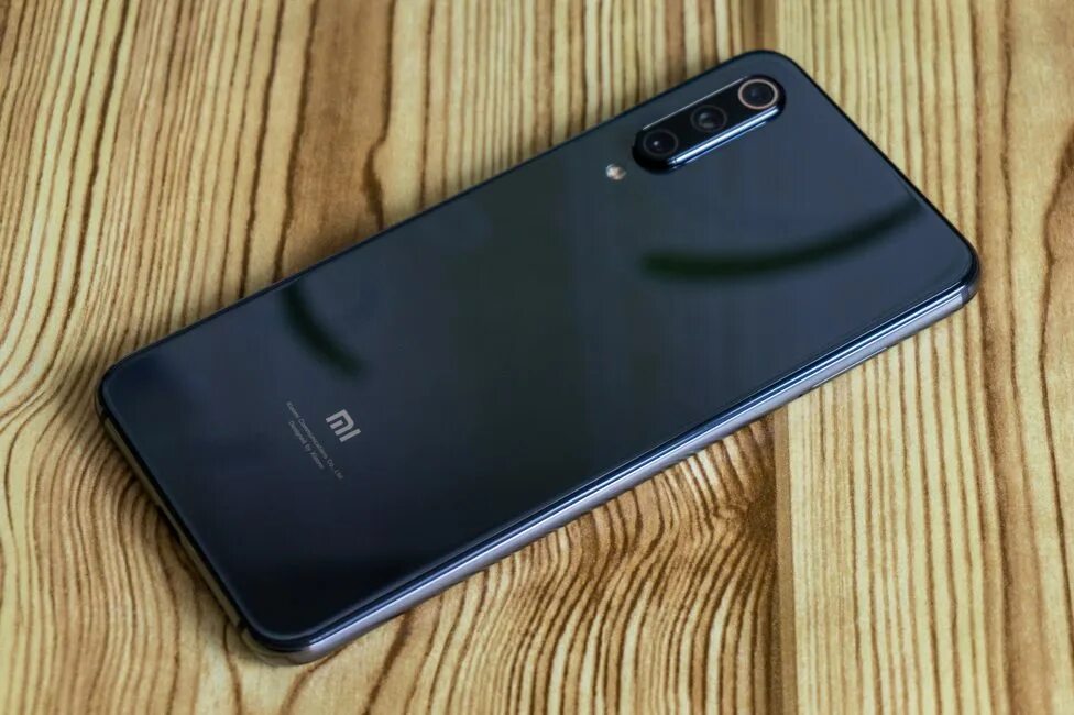 Для Xiaomi mi 9 se. Xiaomi mi 9a. Xiaomi mi 9 черный. Xiaomi mi 9 se черный. Купить xiaomi mi 9 se