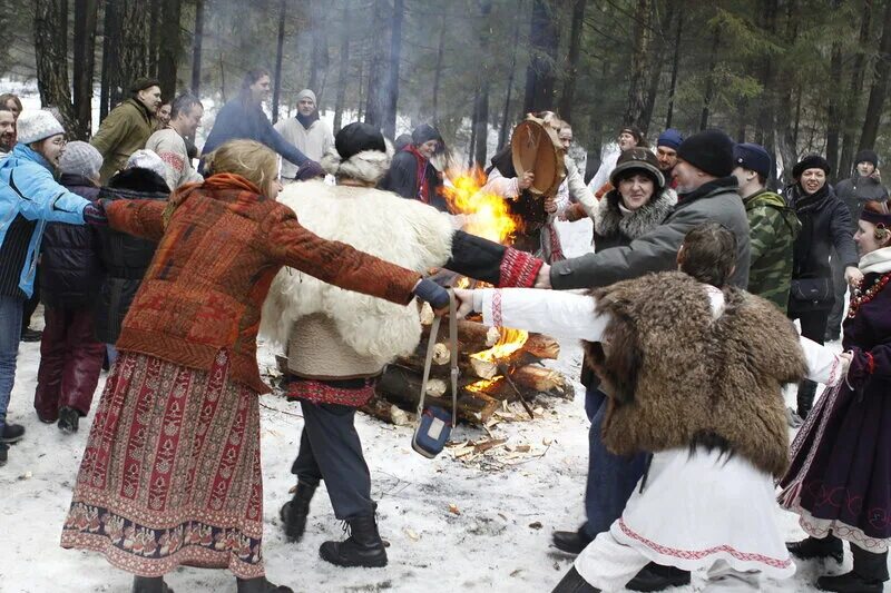 Масленица у язычников. Языческая Масленица. Масленица язычество. Масленица языческий праздник.