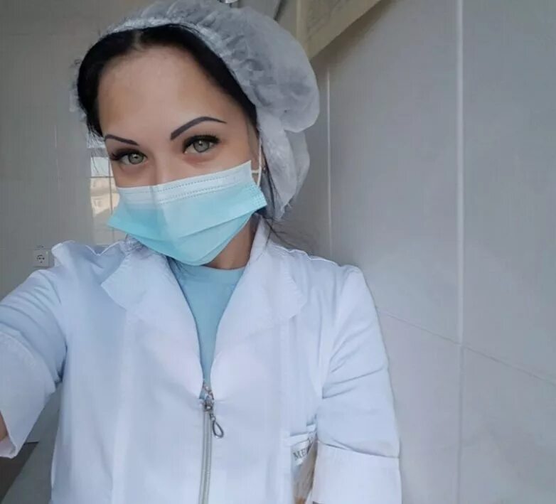 русские медсестры. красивые ноги медсестры. медсестры на работе реальные. красивая медсестра в больнице. красивые медсестры россии.