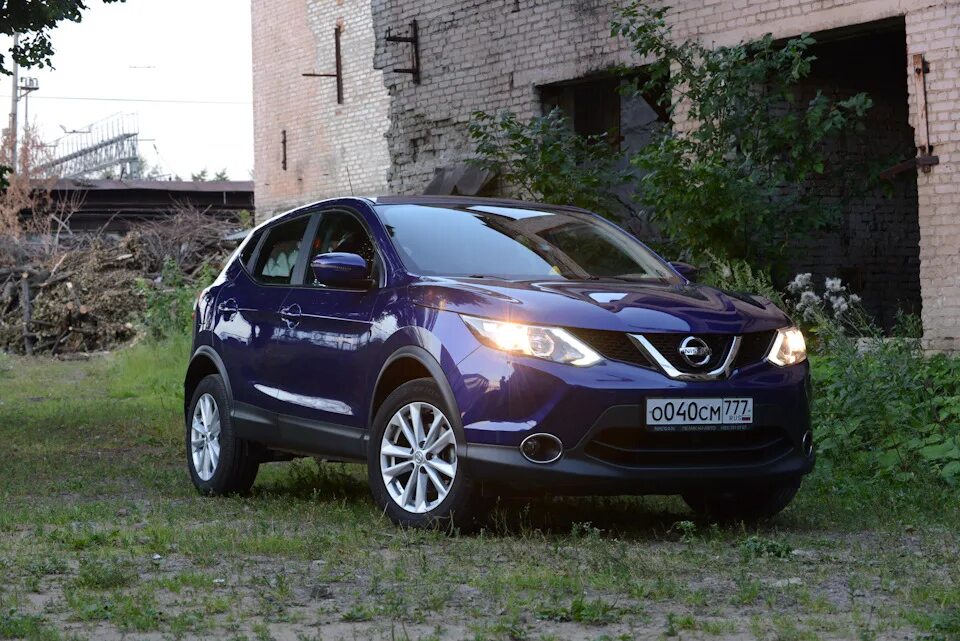 For Nissan Qashqai. Фото Ниссан Кашкай + 2 на улице. Ниссан кашкай купить московской области