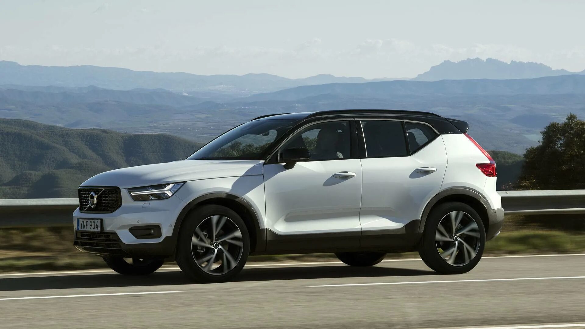 Сх 40. Volvo xc40 2020. Volvo cx40 2019. Volvo внедорожник xc40. Вольво хс40 серый.