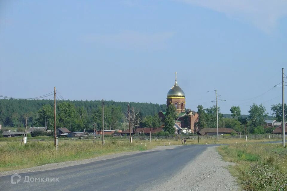 Село мезенское заречный. Село мезенское свердловская область. мезенка храм свердловская область. церковь в мезенском свердловской области.