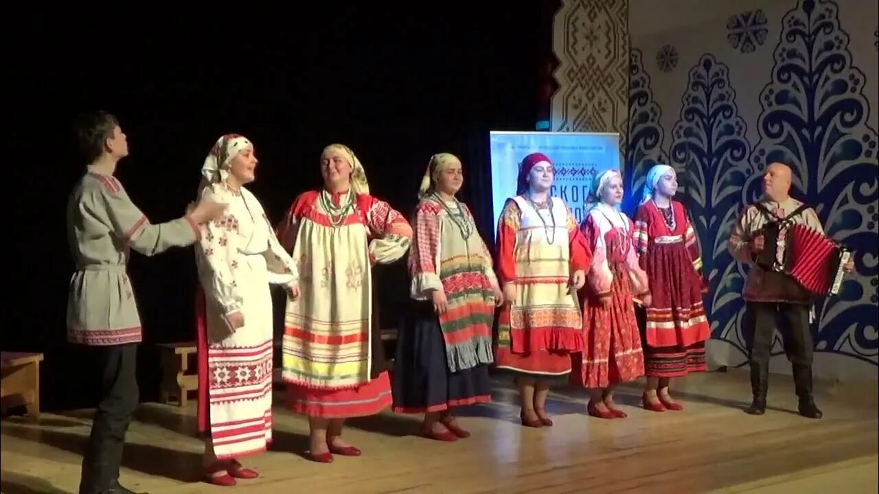 Спасское новомосковский. Народный фольклорный ансамбль Спасская Слобода. Читинская Слобода фольклорный ансамбль.