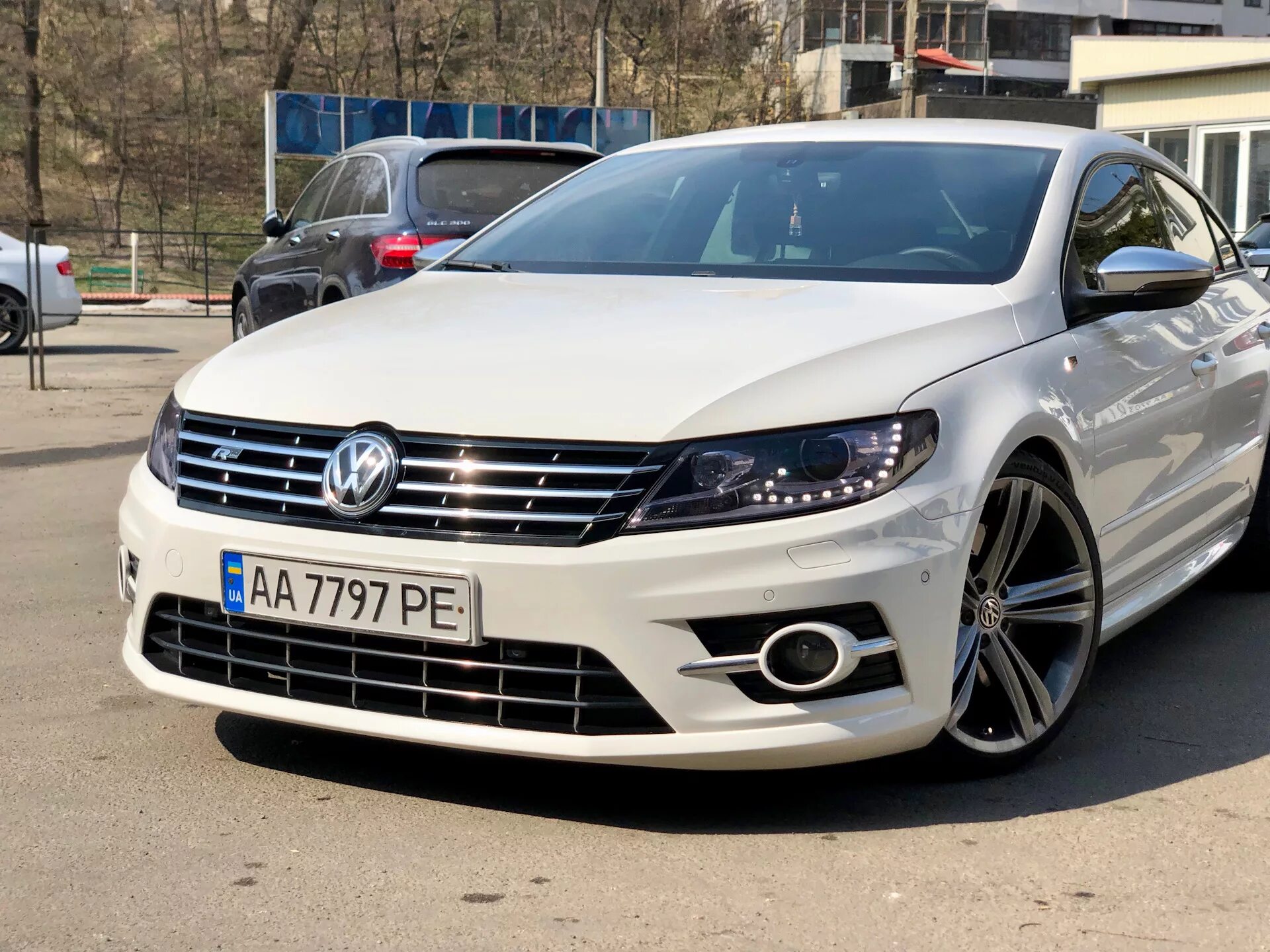 Р лайн r line. Volkswagen passat cc 2013 r-line. volkswagen passat cc 2014 tuning. volkswagen 2013 passat r line. volkswagen passat cc обвес.