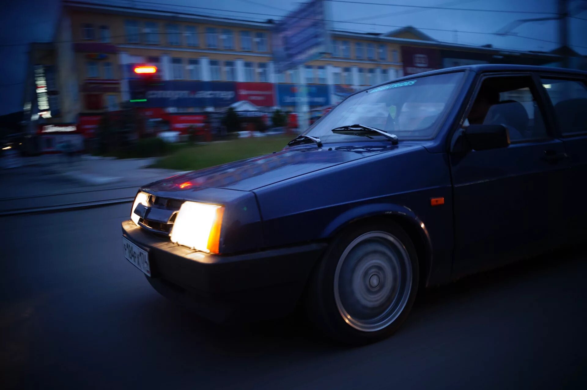 Ваз 2109 с антенной. Ваз 2110 и 2114 бпан. Торпеда от приоры 2 на ваз 2114. Антенна приора в 21099. Ваз 21099 опер.