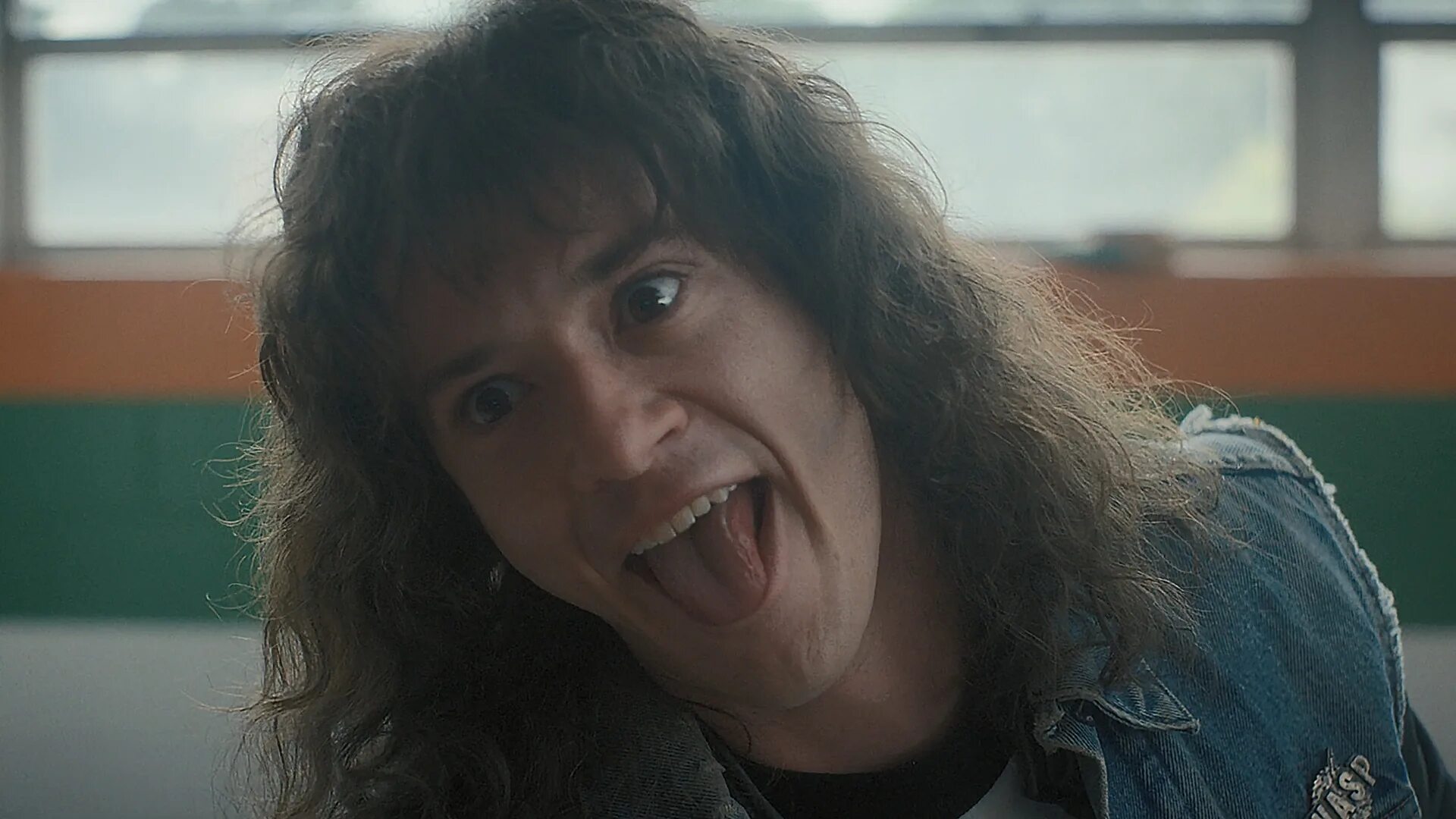 Eddie munson. Гитара эдди мэнсона очень странные дела. Эдди марсан очень странные дела. Эдди мэнсона очень странные. Эдди осд.