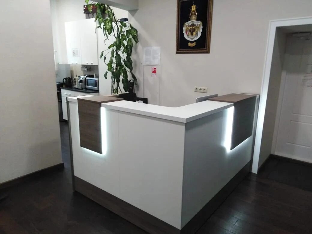 Мебель для приемной секретаря. Стойка-ресепшн 1200х670х1150. Ресепшн riva стойка угловая а. Стойка ресепшн quadrifoglio z2 z2c01. Ресепшн "симпл" №3, белый.