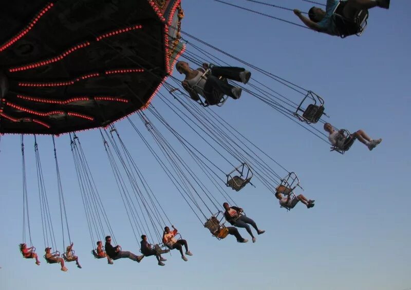 Летающий стул. Fly sc1 lounge chair. Flying chairs. Летающее кресло. Стул в небе.