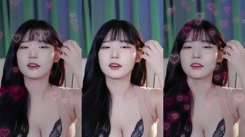 yule.0.03 Cute Asian Teasing On Live Video.