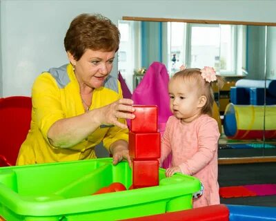 Специалист по раннему развитию детей