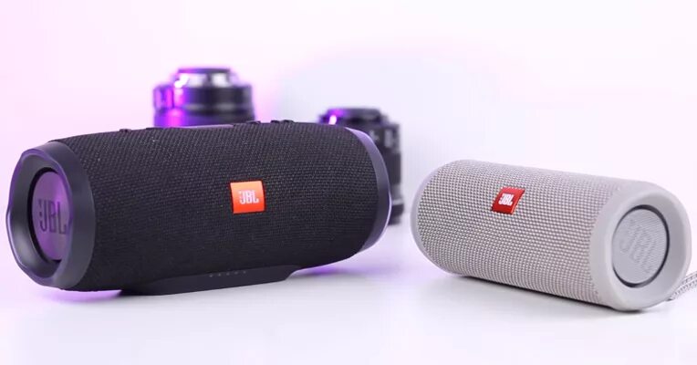 Jbl charge 3 сравнения. Charge 3 vs charge 4. 10 динаров jbl charge 3. Jbl charge 5 vs charge 4. Колонка l 200 беспроводная.