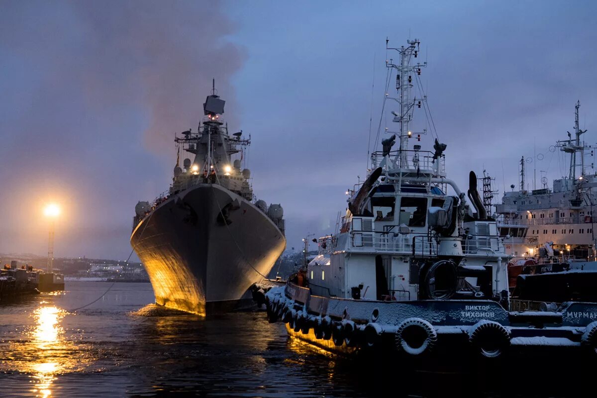 Военный северный. Северный морской флот Североморск. Северный морской флот Мурманск. Северный флот ВМФ России Североморск. Военный флот Мурманск.