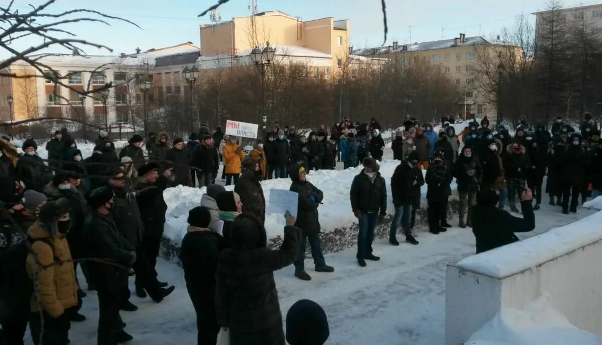 Митинг в Иркутске 23 января 2021. Митинг. Митинг Омск 23 января 2020. Протесты в Казани 23 января 2021. Где 23 февраля 2014 состоялся митинг