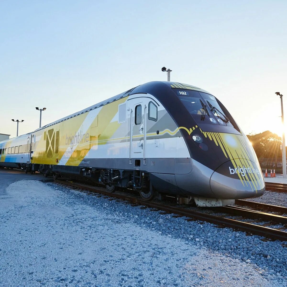 Brightline Train США. Скоростные поезда США. Высокоскоростные поезда в США. Поезда Америки пассажирские. High speed rail